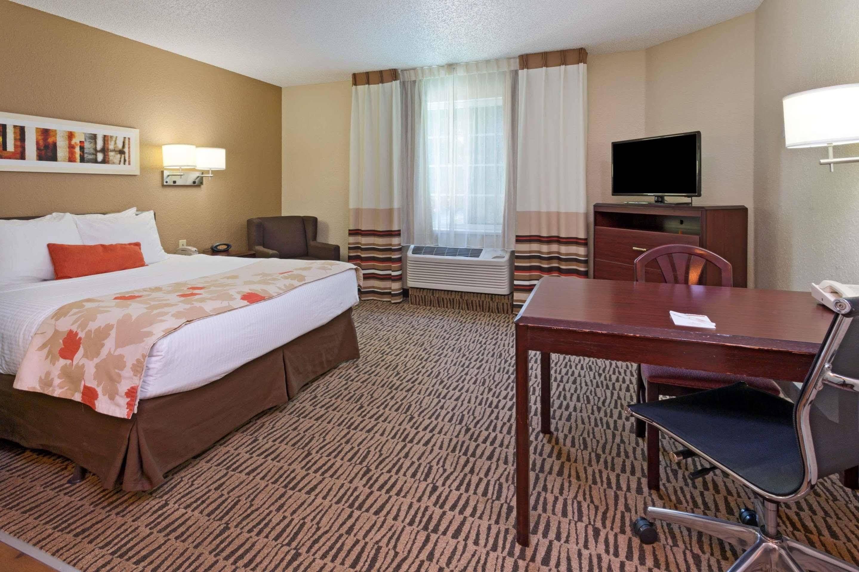 Hotel Mainstay Orlando 3*
