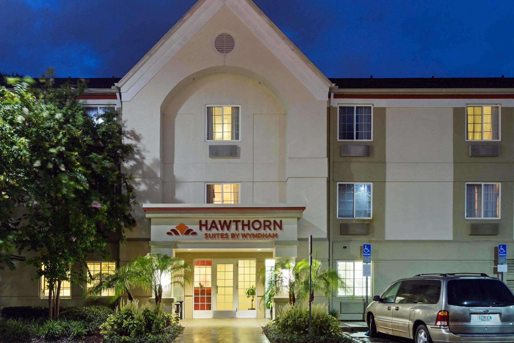 Hotel Mainstay Orlando 3*